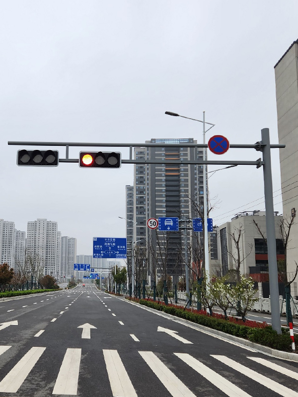 信号灯杆